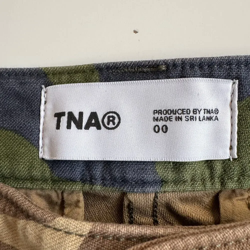 Aritzia TNA New Supply Cargo Camo Pant Mid Rise Size 00 EUC Relaxed Festival - Picture 11 of 16